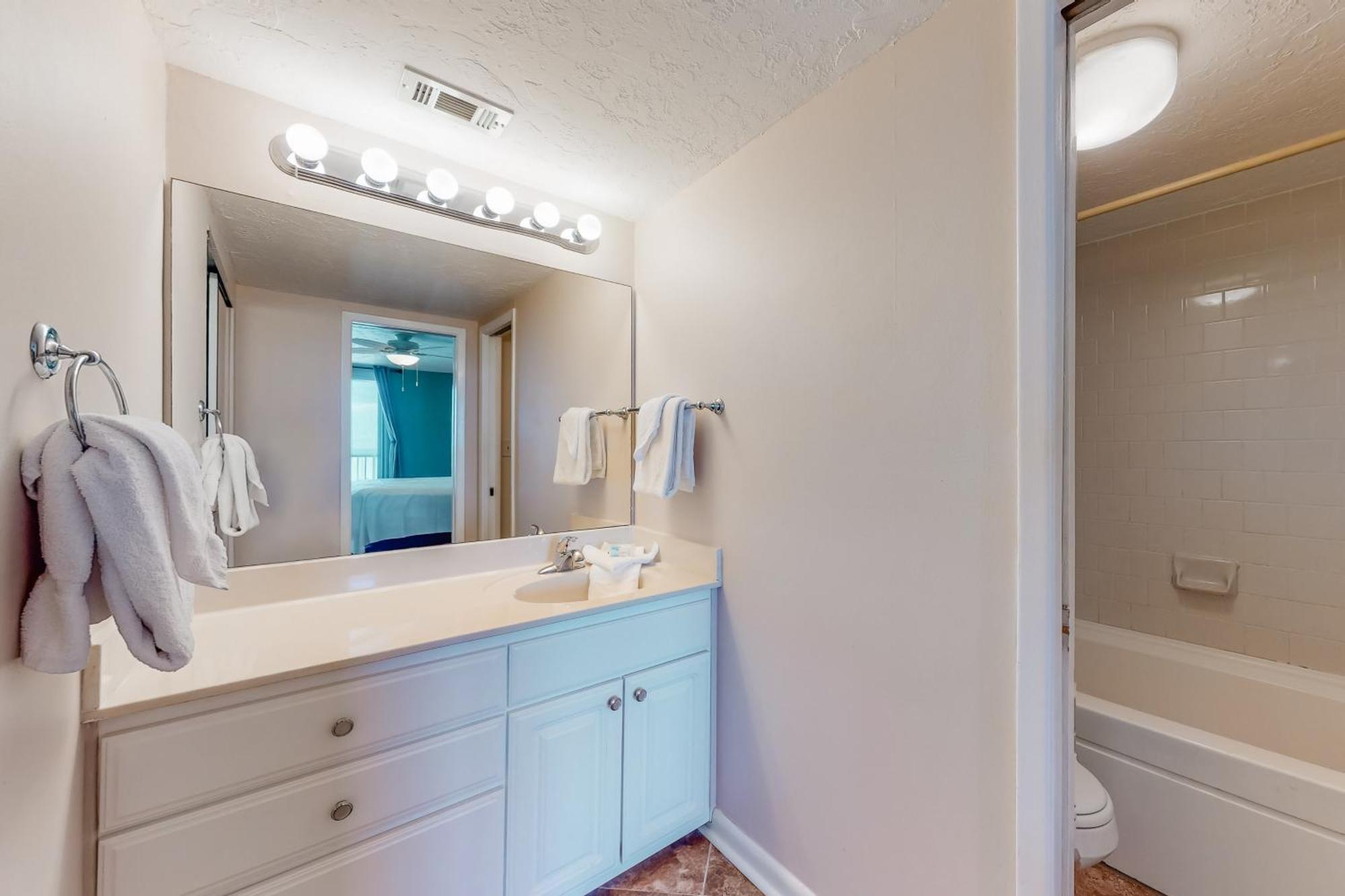 Romar Tower By Meyer Vacation Rentals Orange Beach Bilik gambar